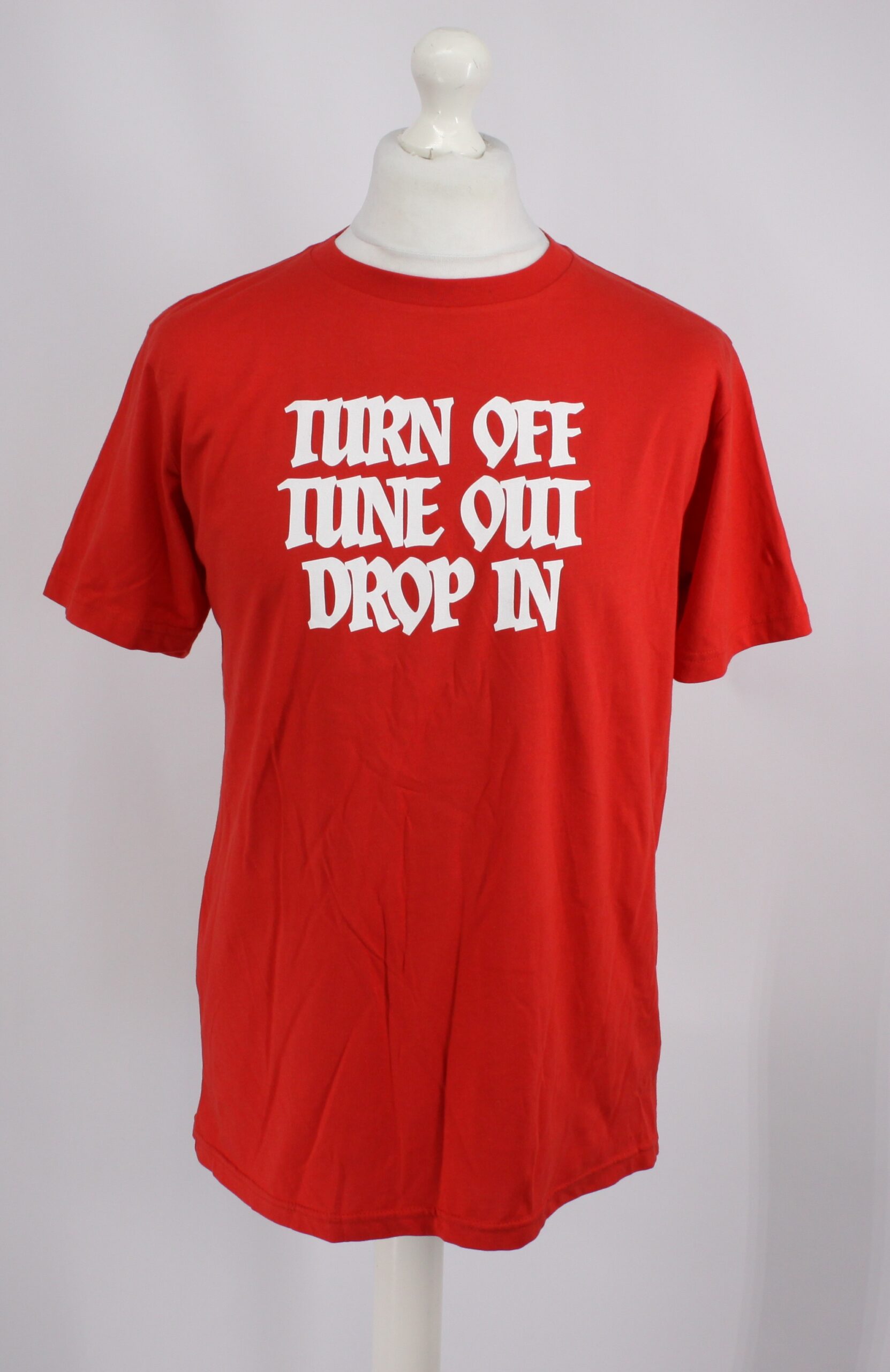 Gorillaz Turn Off Tune Out (V2) T-Shirt Red - Image 6
